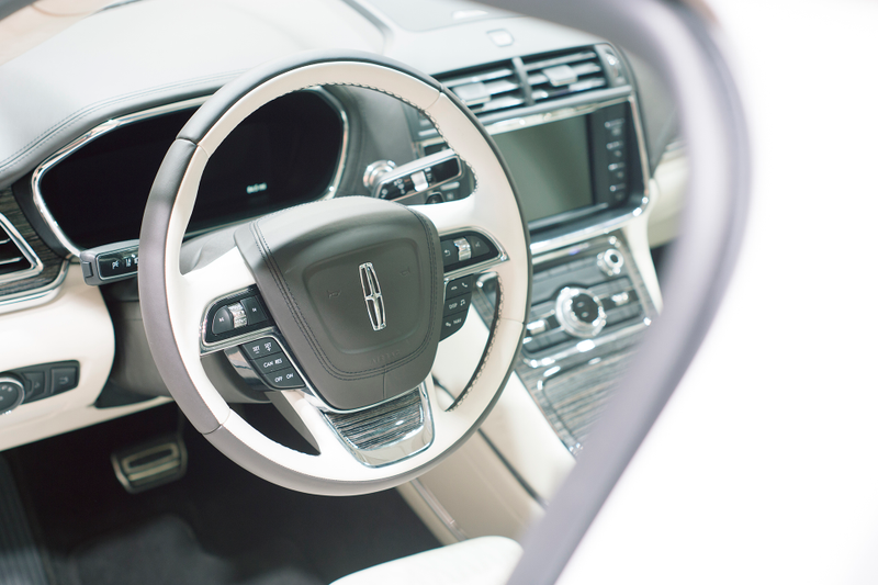 Illustration for article titled The Most Impressive Part Of The Lincoln Continental Is The Door Handles